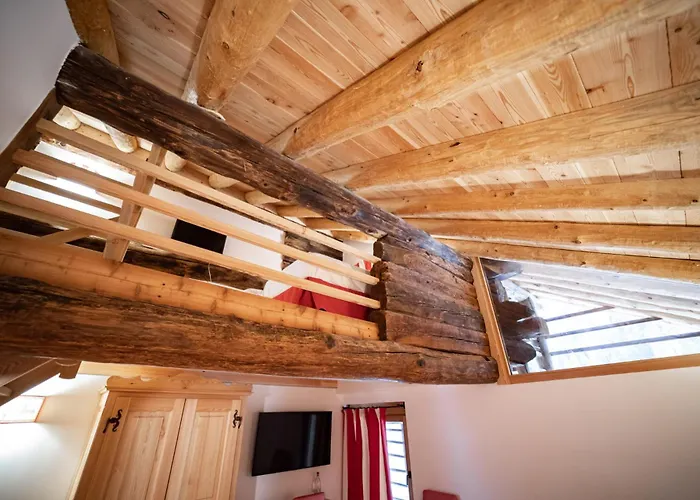 Lantgård Montana Fold